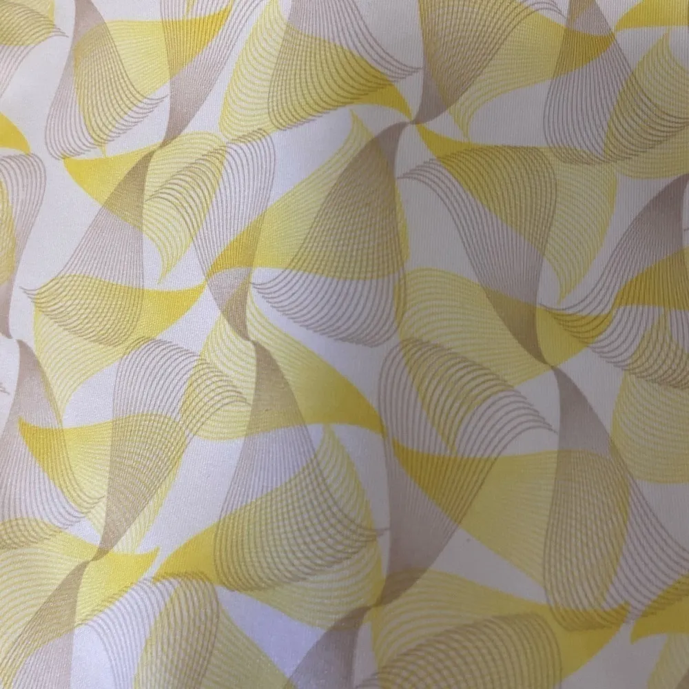 Nike Golf skort yellow and grey designer golf women's size 4 with a 16” waist - Image 5