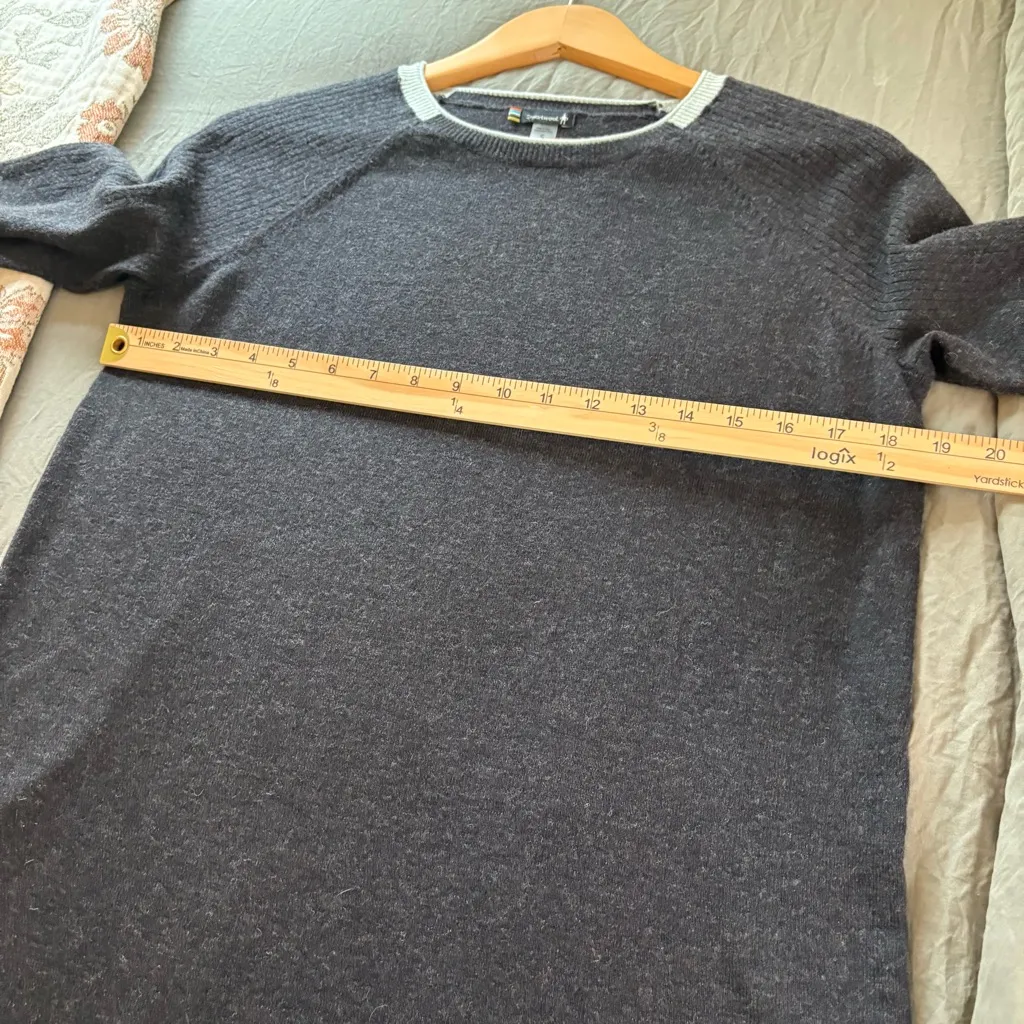 Smartwool Bell Sleeve Crew Neck Sweater Charcoal Heather. Size Small. - Image 11