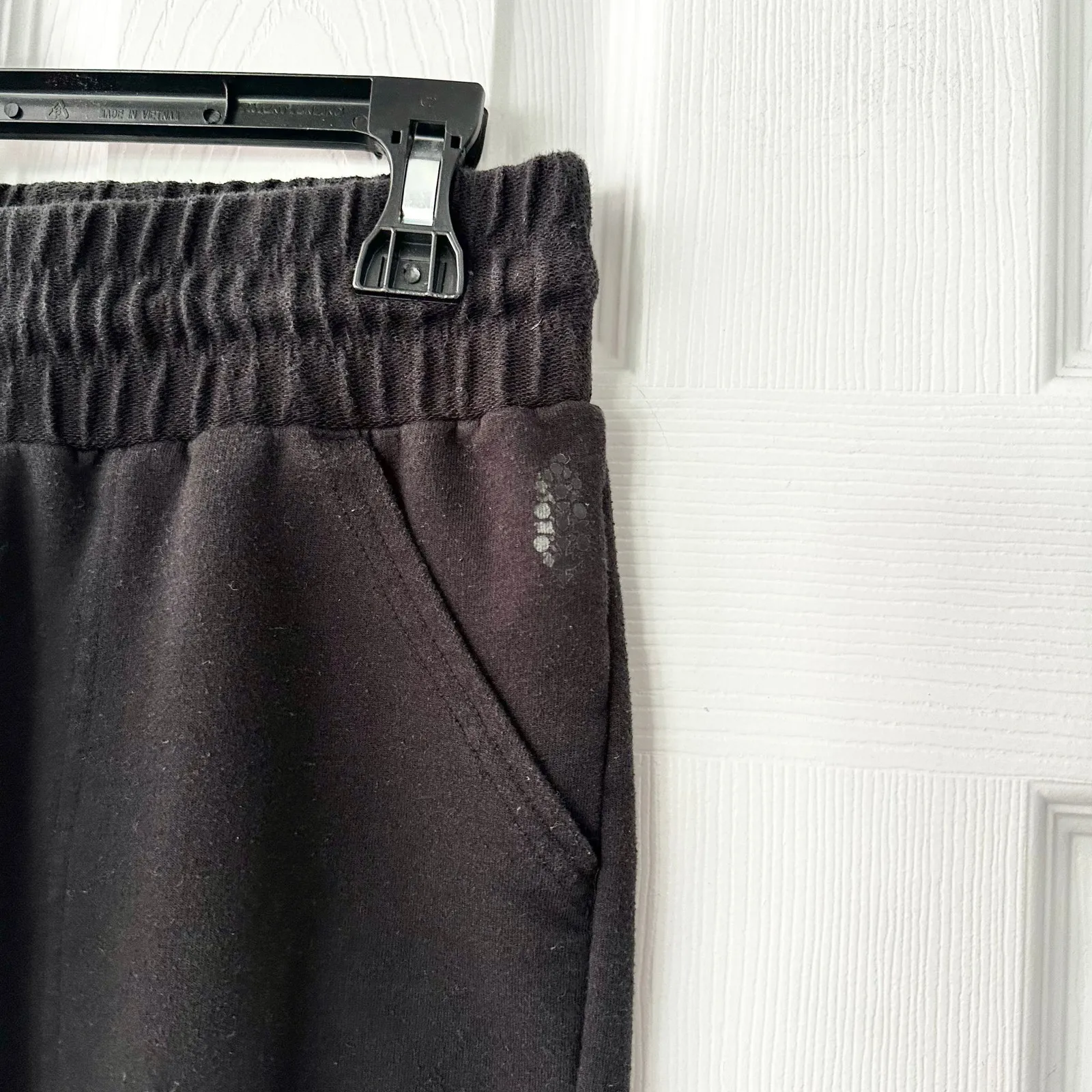 Free People Movement Black Slim Cinched Ankle Drawstring Jersey Joggers Medium - Image 8