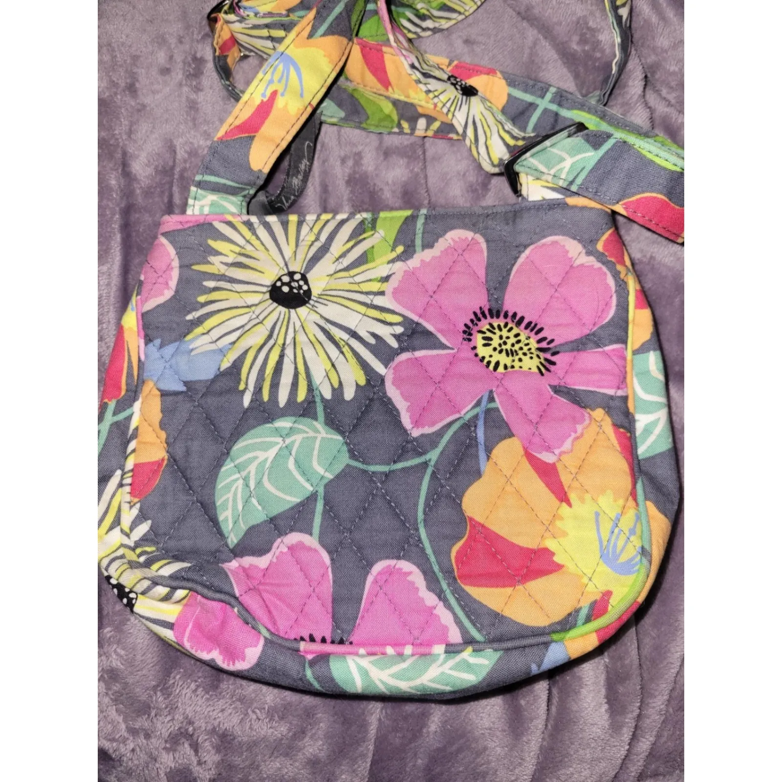 Vera Bradley Crossbody Bag Floral Quilted Lightweight Travel‎ Purse - Image 6