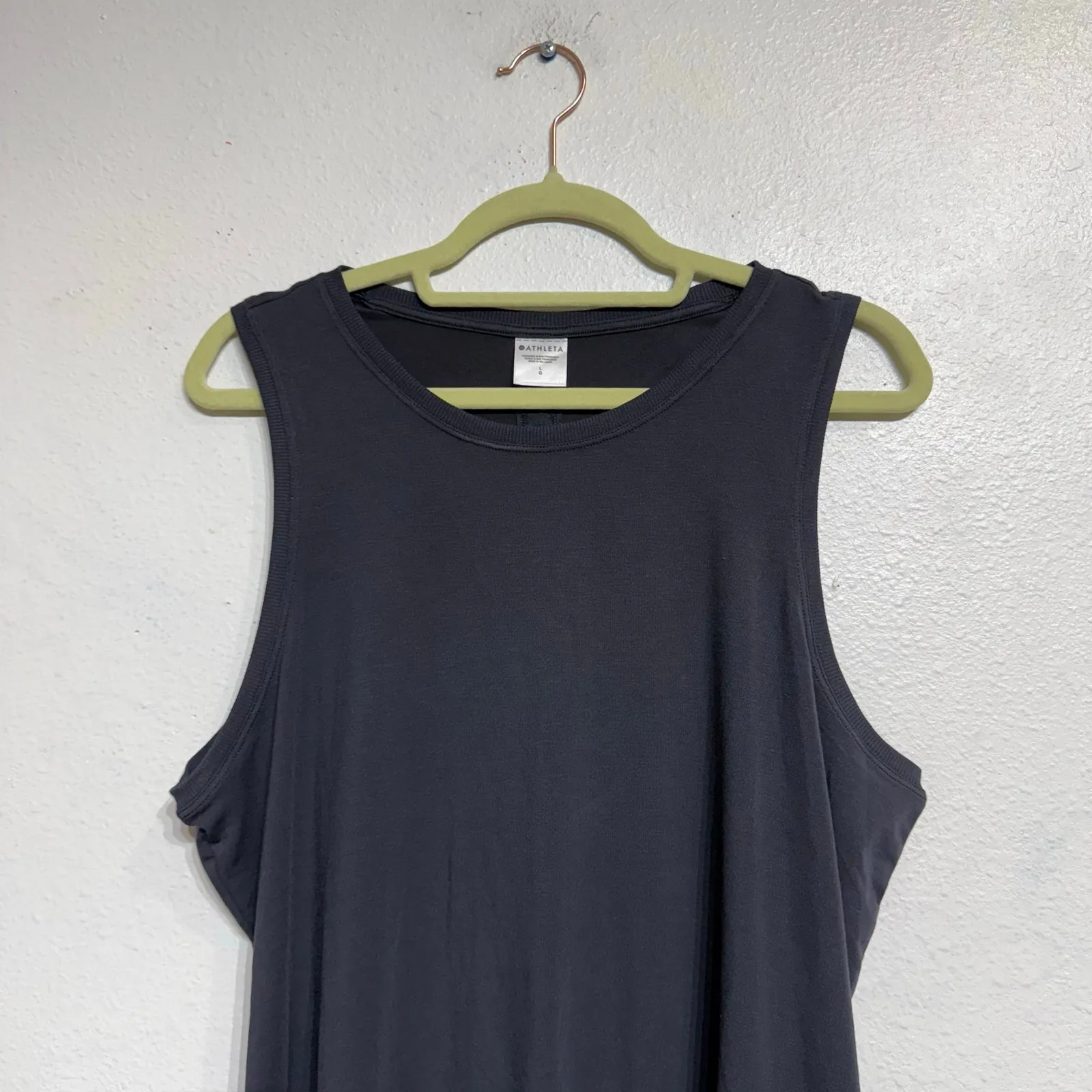 Athleta Black Muscle Tank Sz L - Image 3