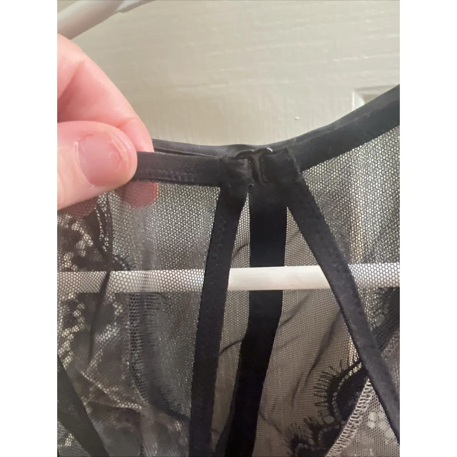 Victoria's Secret Lingerie Top Black‎ Lace Sheer Sz Sm High Neckline Sexy Corset Black - Image 6