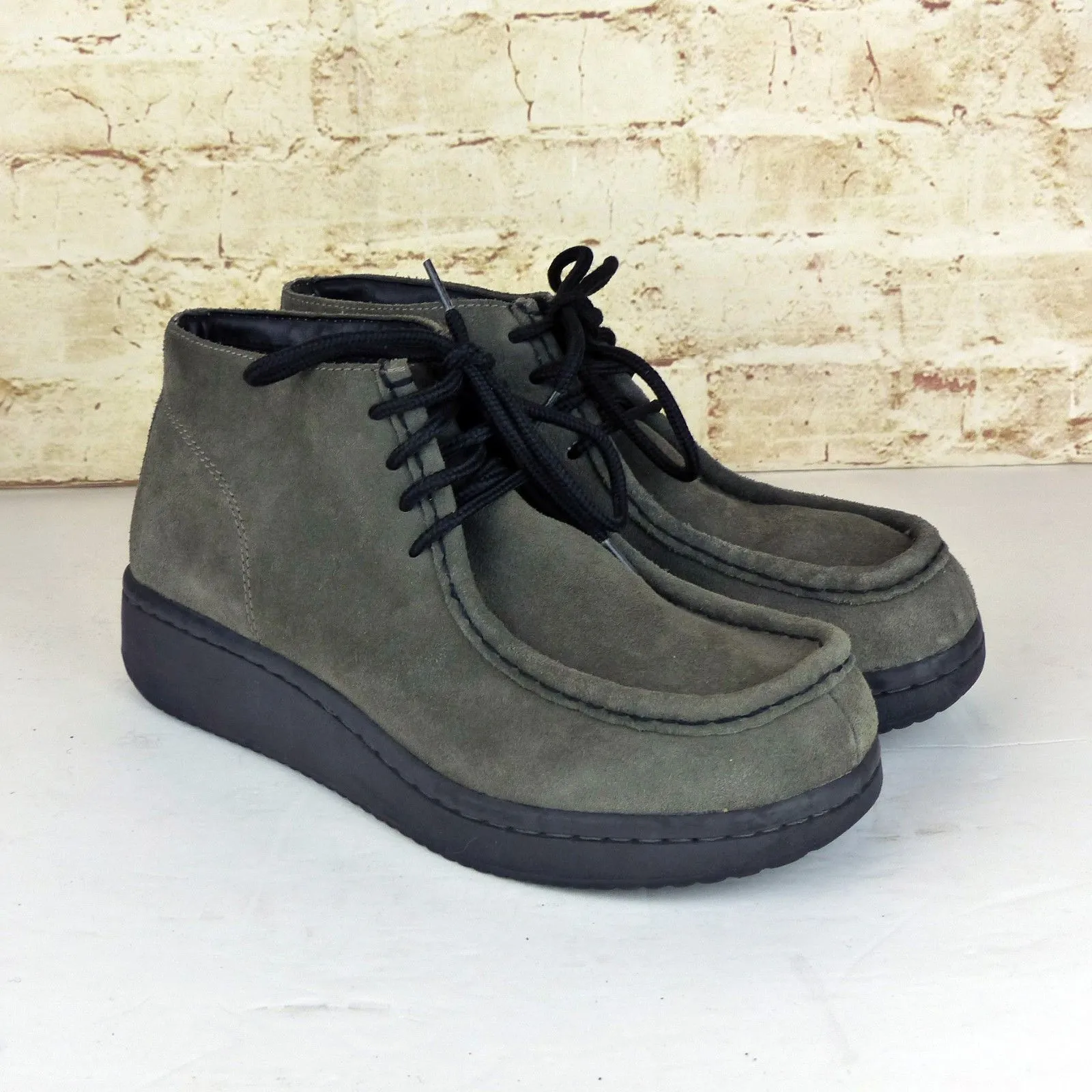 Candies Chukka Boots Women 8 Gray Suede Moc Toe Wallabee Lace Up Casual Y2K VTG - Image 3