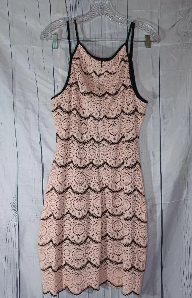 Vtg Guess Cocktail Dress Mini Light Pink Lace Overlay Guess LosAngeles 90s Y2K - Image 2