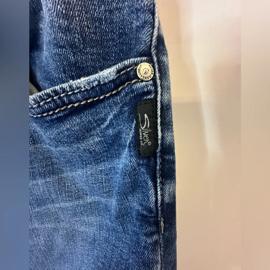 Silver Jeans Boyfriend Fit Women’s 33/29 Denim Jeans - Image 2