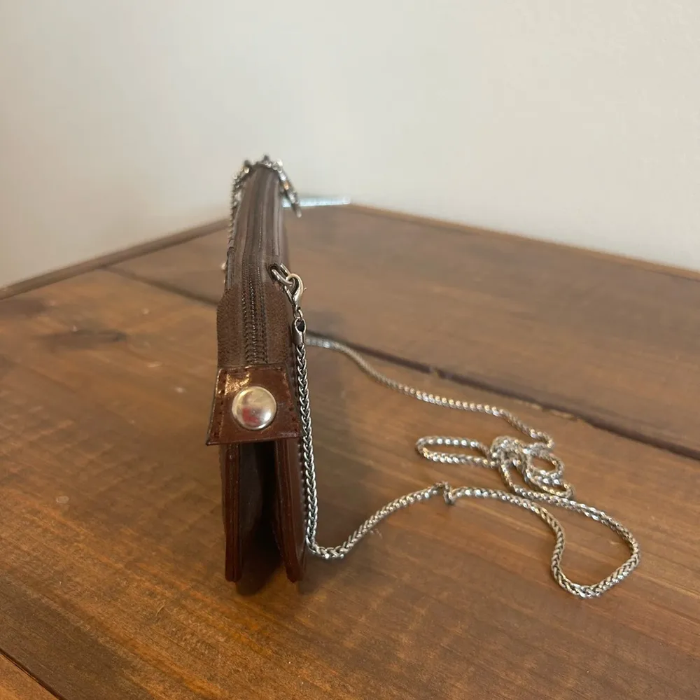 Brighton Vintage  Croco Embossed Leather Crossbody Purse - Image 6