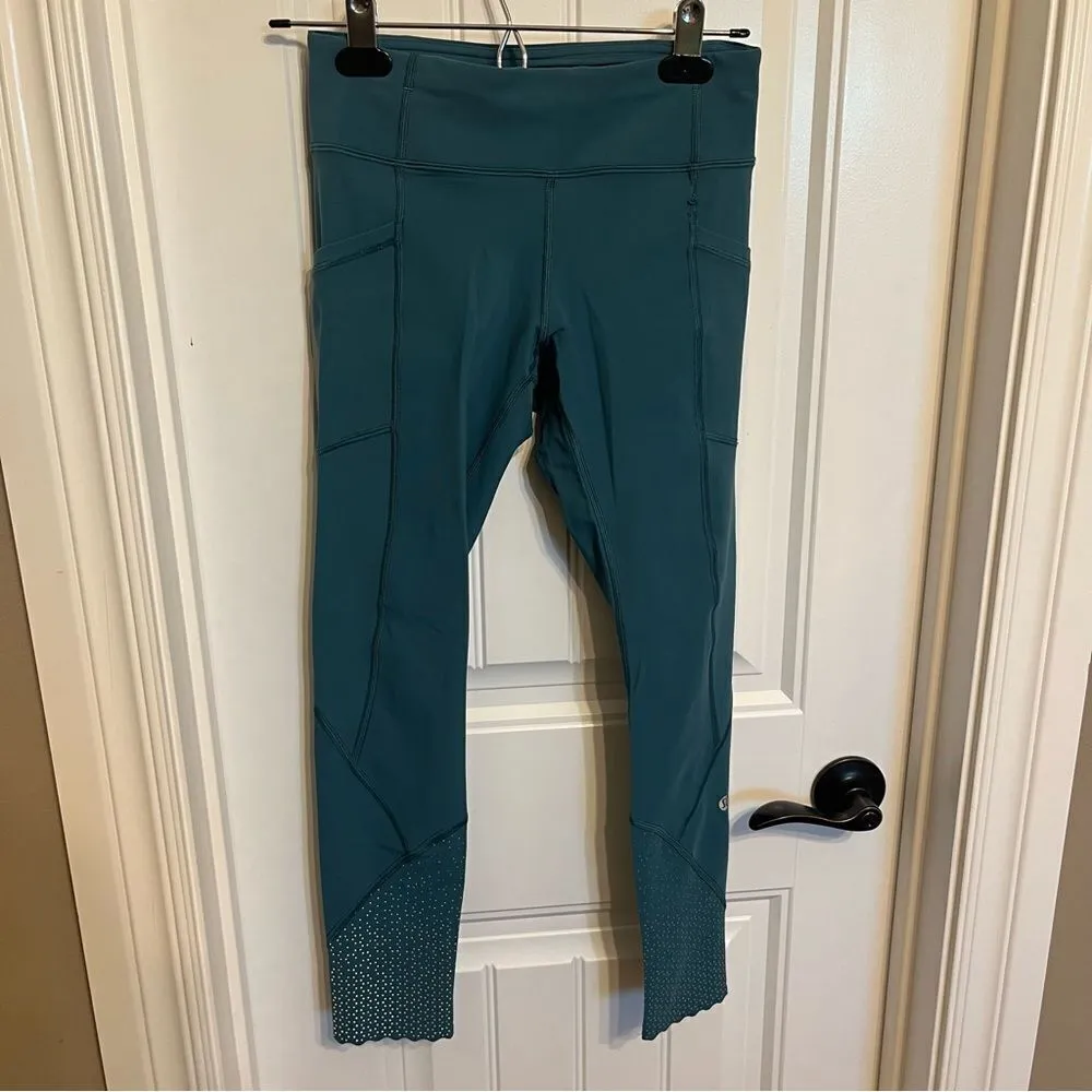 Lululemon Tight Stuff Tight II 25"
Deep Cove - Image 5