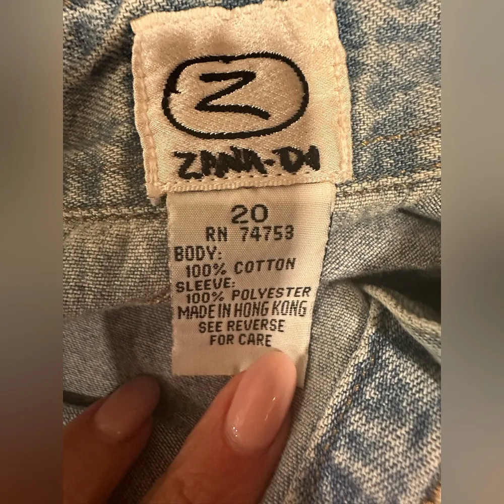 EUC VINTAGE Zana Di  Denim Shirt and Pants Set with Embroidered Patches - Image 13