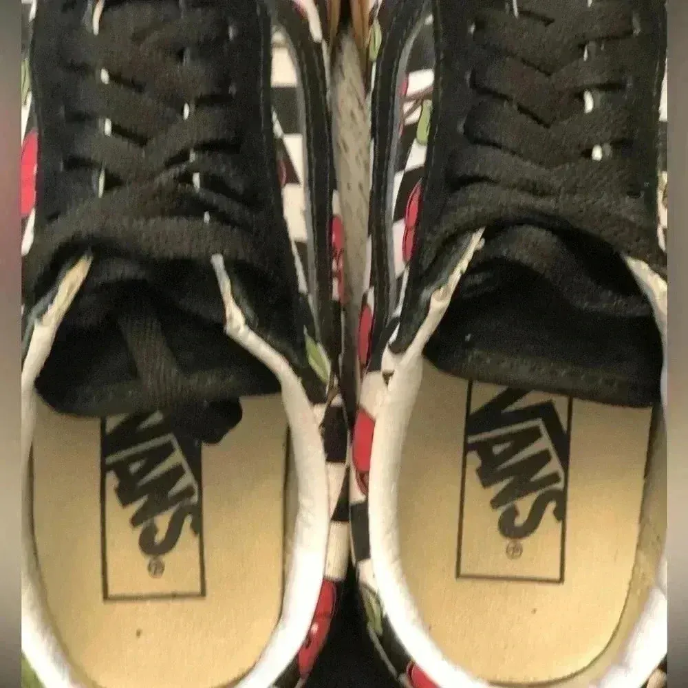 VANS Checkerboard Cherries Old Skool - Image 4