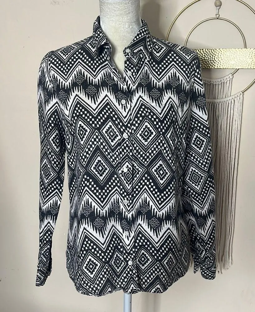 J.crew • boy fit diamond ikat linen shirt - Image 2