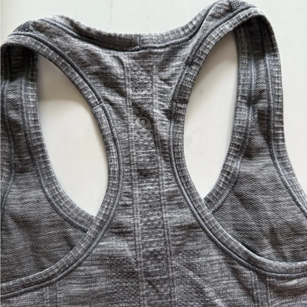 Lululemon  Grey Swiftly Tank - Image 3