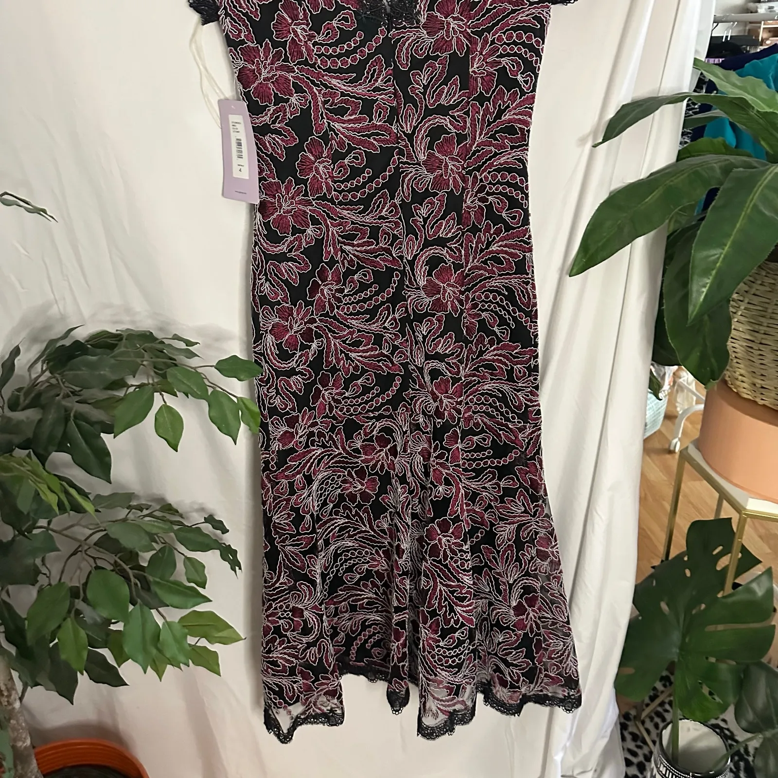 JS Collections Wine Embroidered V-Neck Floral Midi Dress Black Size 4 NWT - Image 8