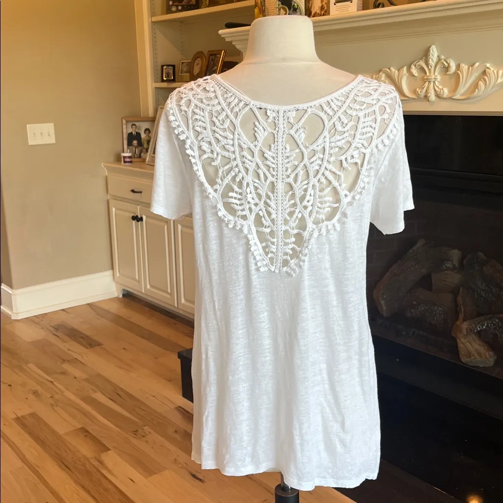 White Linen Crochet Lace Top - Image 2