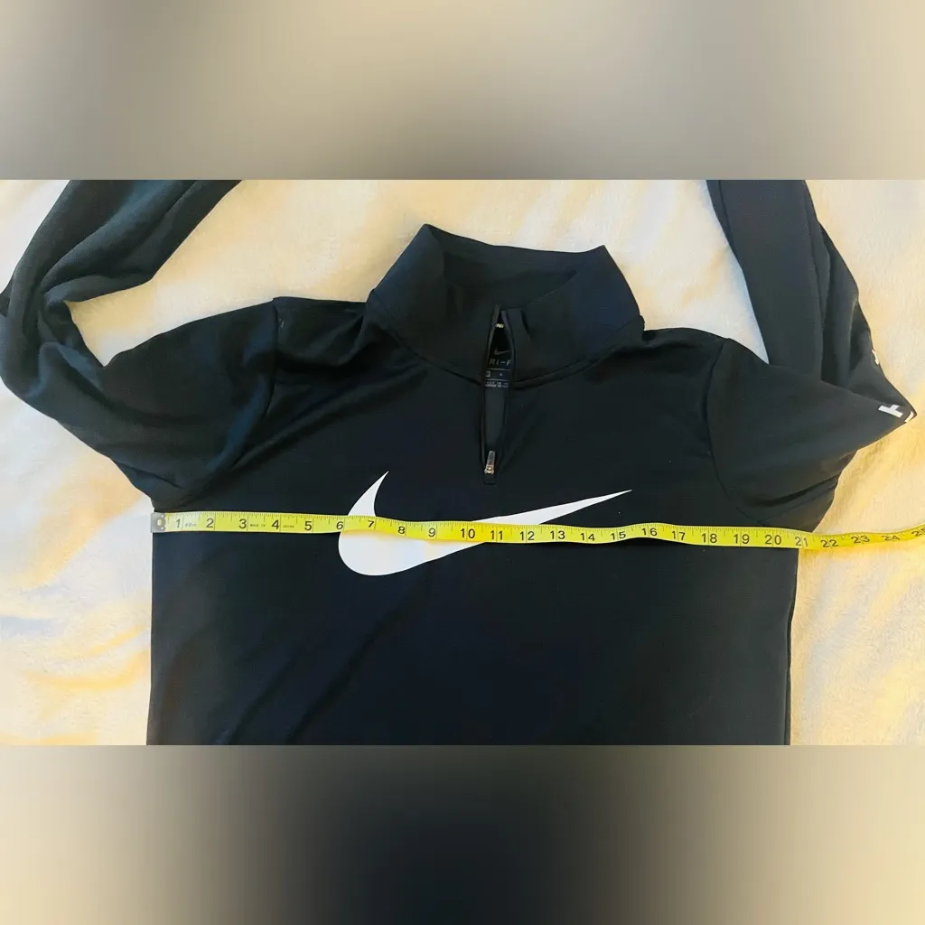 Nike Running Quarter Zip Logo Pullover sz M - Image 4