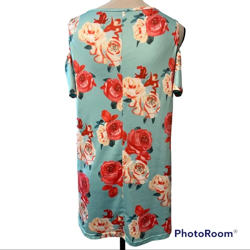 Large green and pastel color floral cut out off shoulder short sleeve casual - Image 2