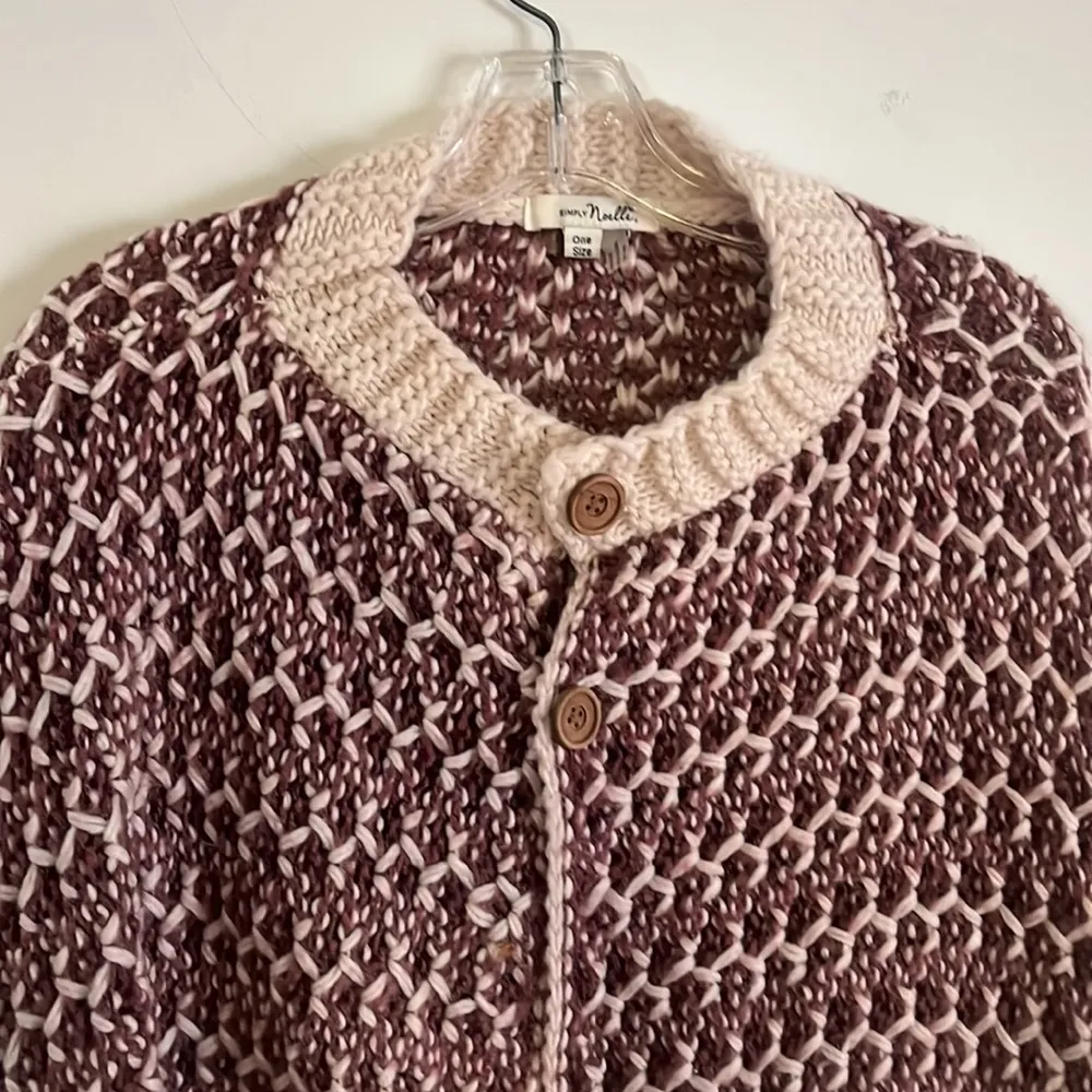 Simply Noelle knit poncho - Image 2