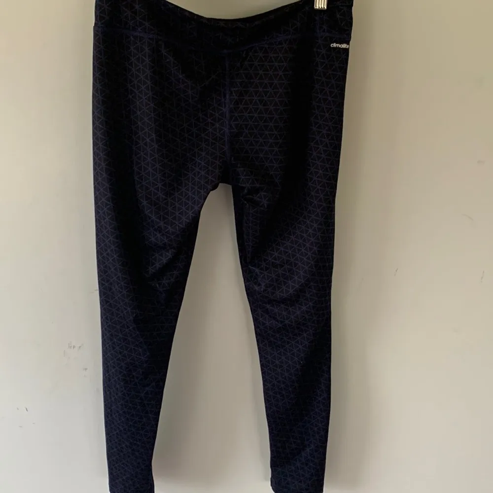 Adidas Work out Pants M - Image 3