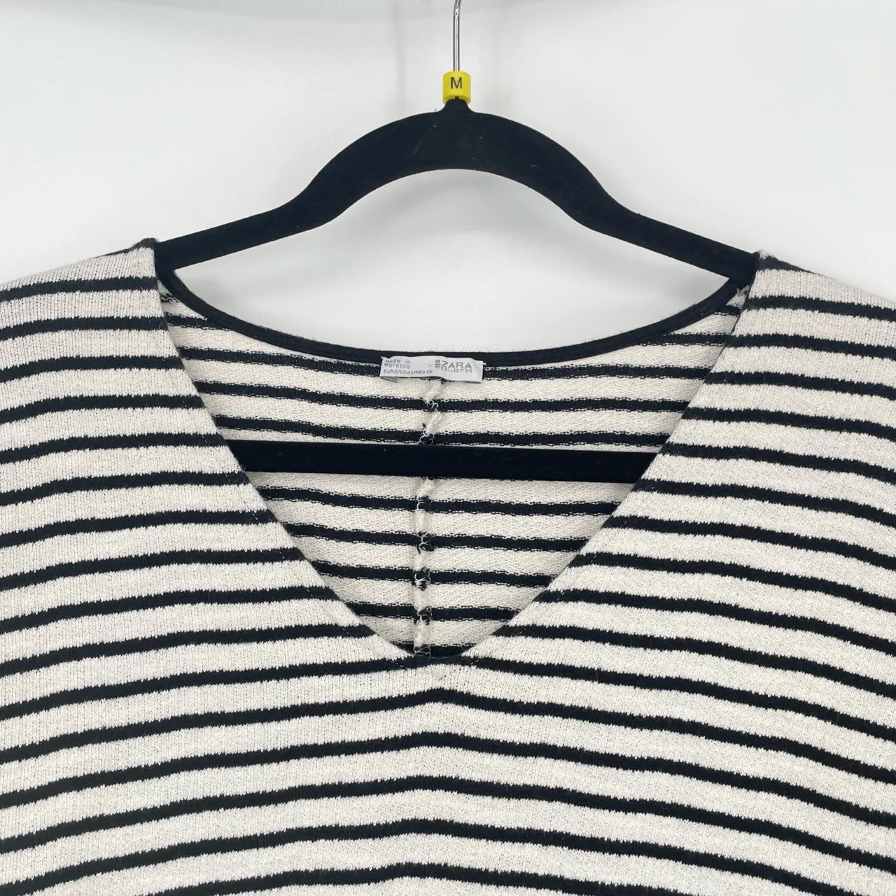 Zara Woman Classic V-Neck‎ Short Sleeve Black And White Short Sleeve Tunic Top - Image 3