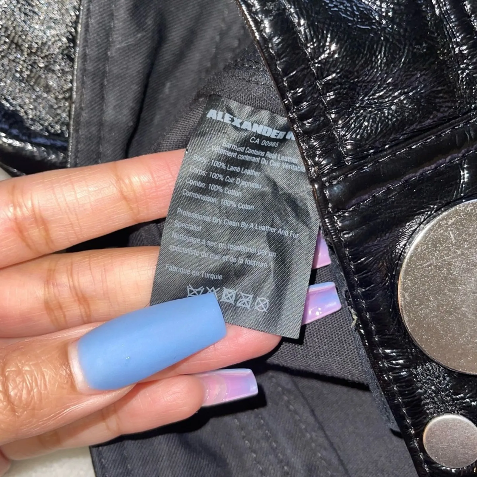 Alexander Wang Snap-Detailed Patent Leather Skinny Pants in Black - Image 12