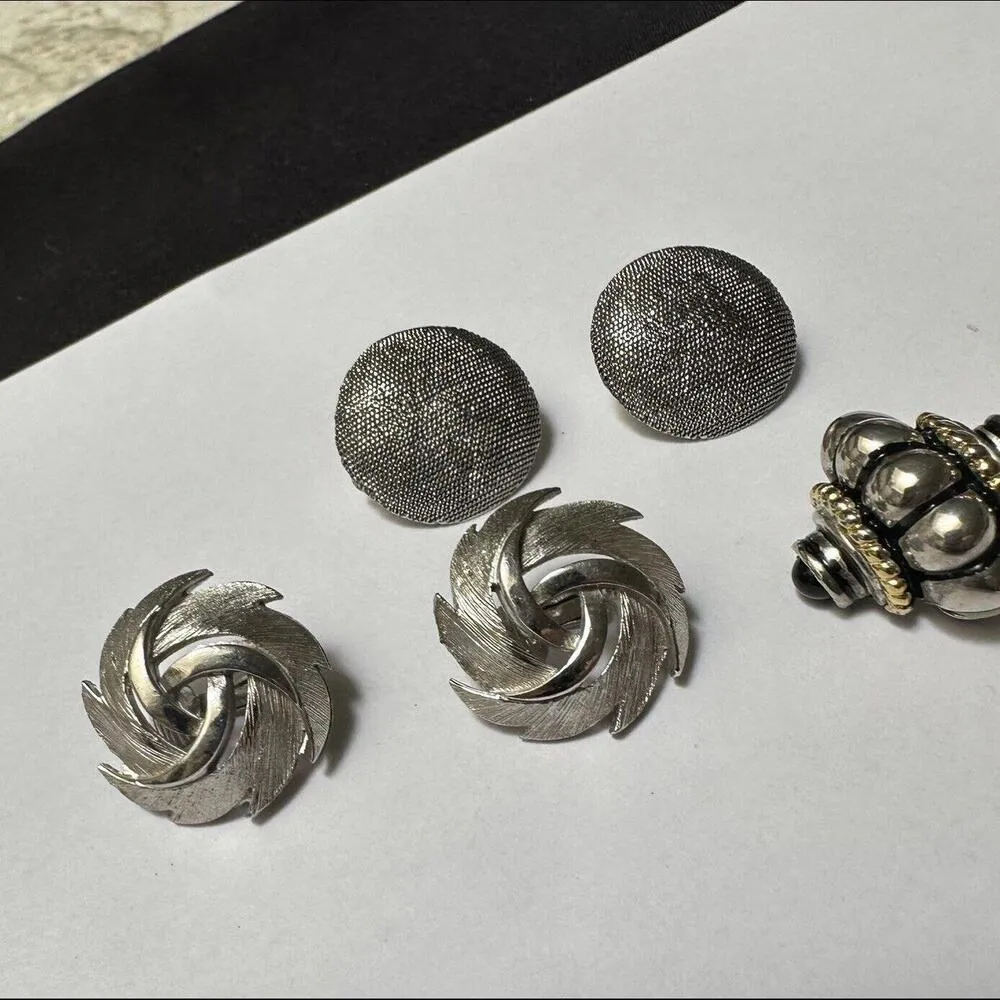 Lot Of 3 Silver Tone Clip On Earrings Mix - Image 3