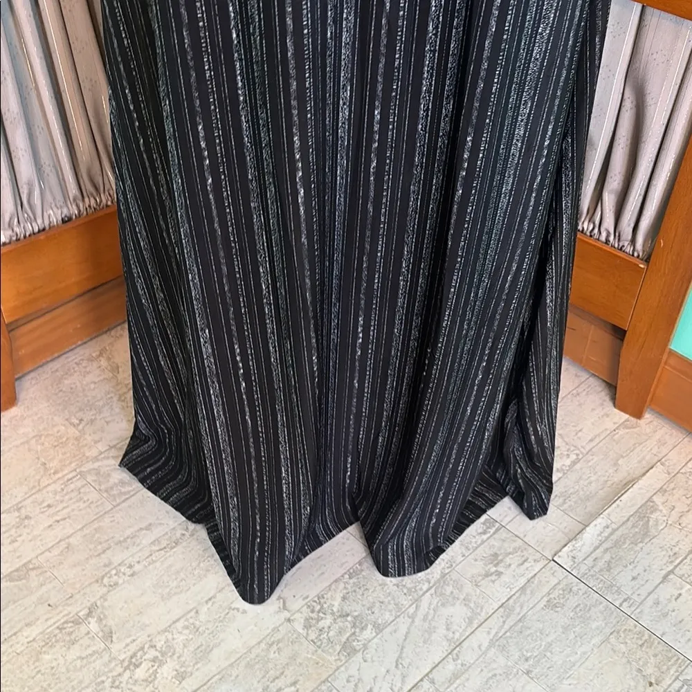 Exist Black and White Cold Shoulder Maxi Dress - Image 5