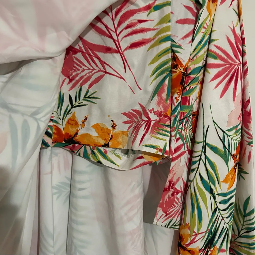 NWT NY&C New York & Company Tropical Floral High Low Skirt Skort Size Small Pink - Image 3