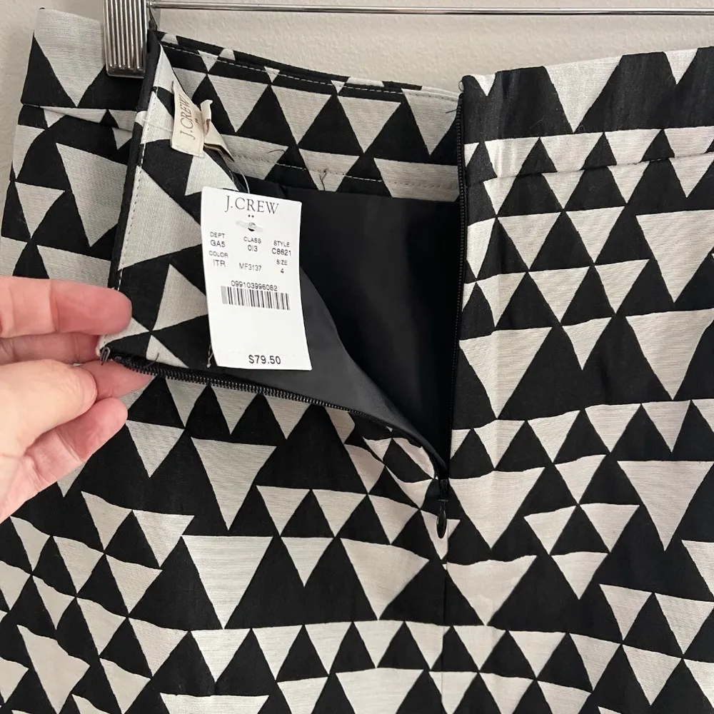 J Crew Factory NWT Black White Geometric Triangles Mini Skirt Sz 4 Minimalist - Image 6