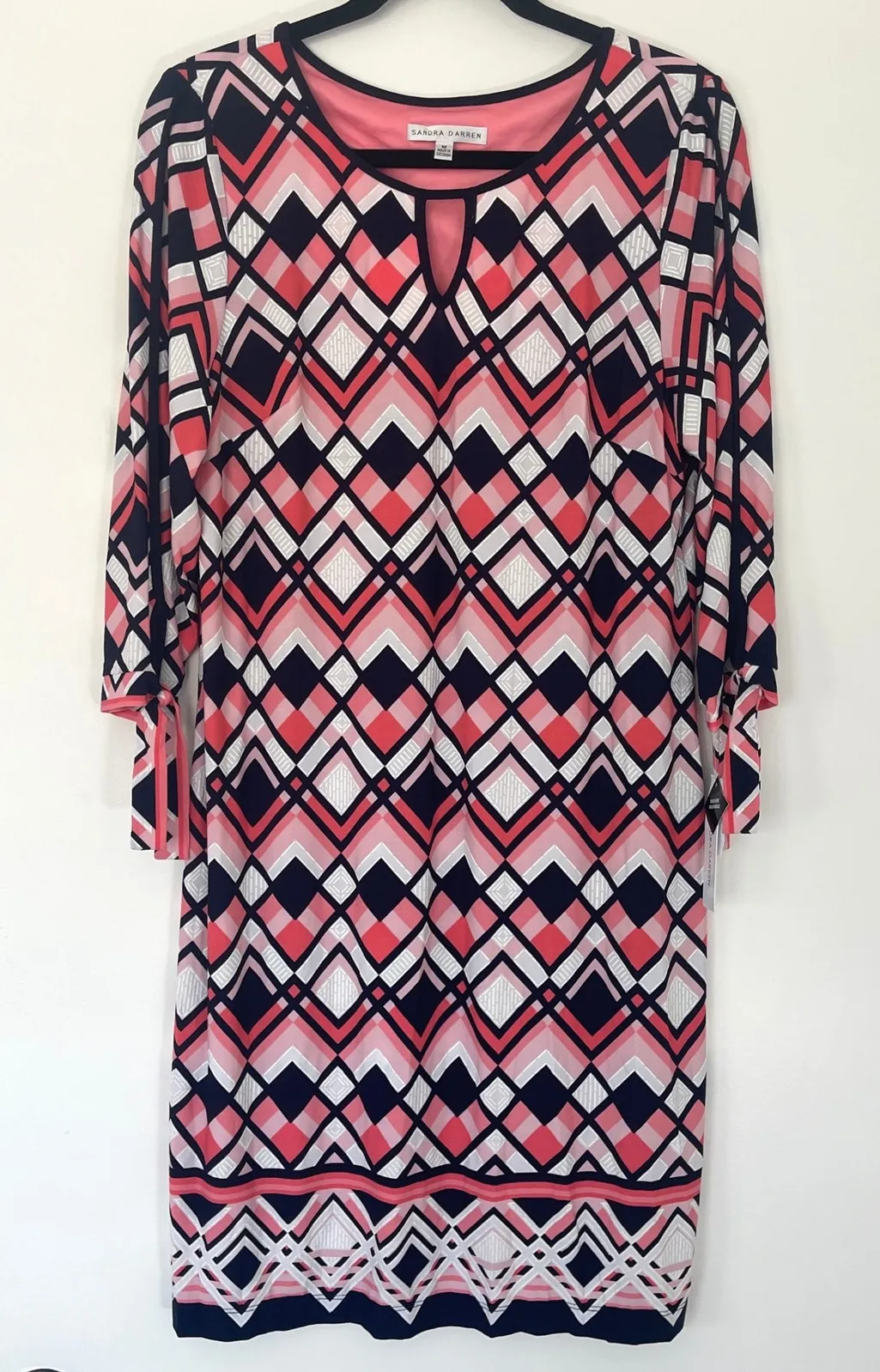 NWT Sandra Darren Women's Geometric Print 3/4 Sleeve Dress Coral Navy White M - Image 1