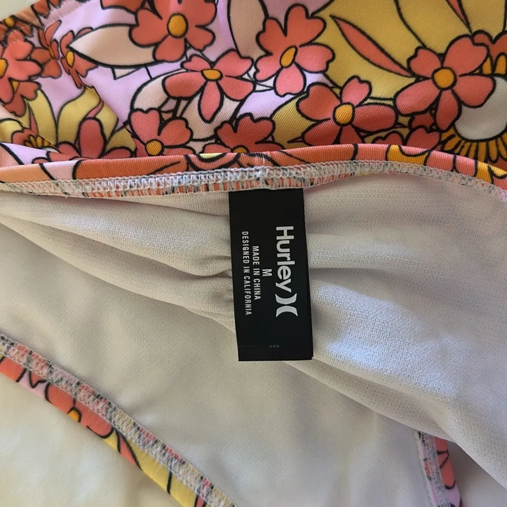 Hurley 2 Piece Bathing Suit - Image 7