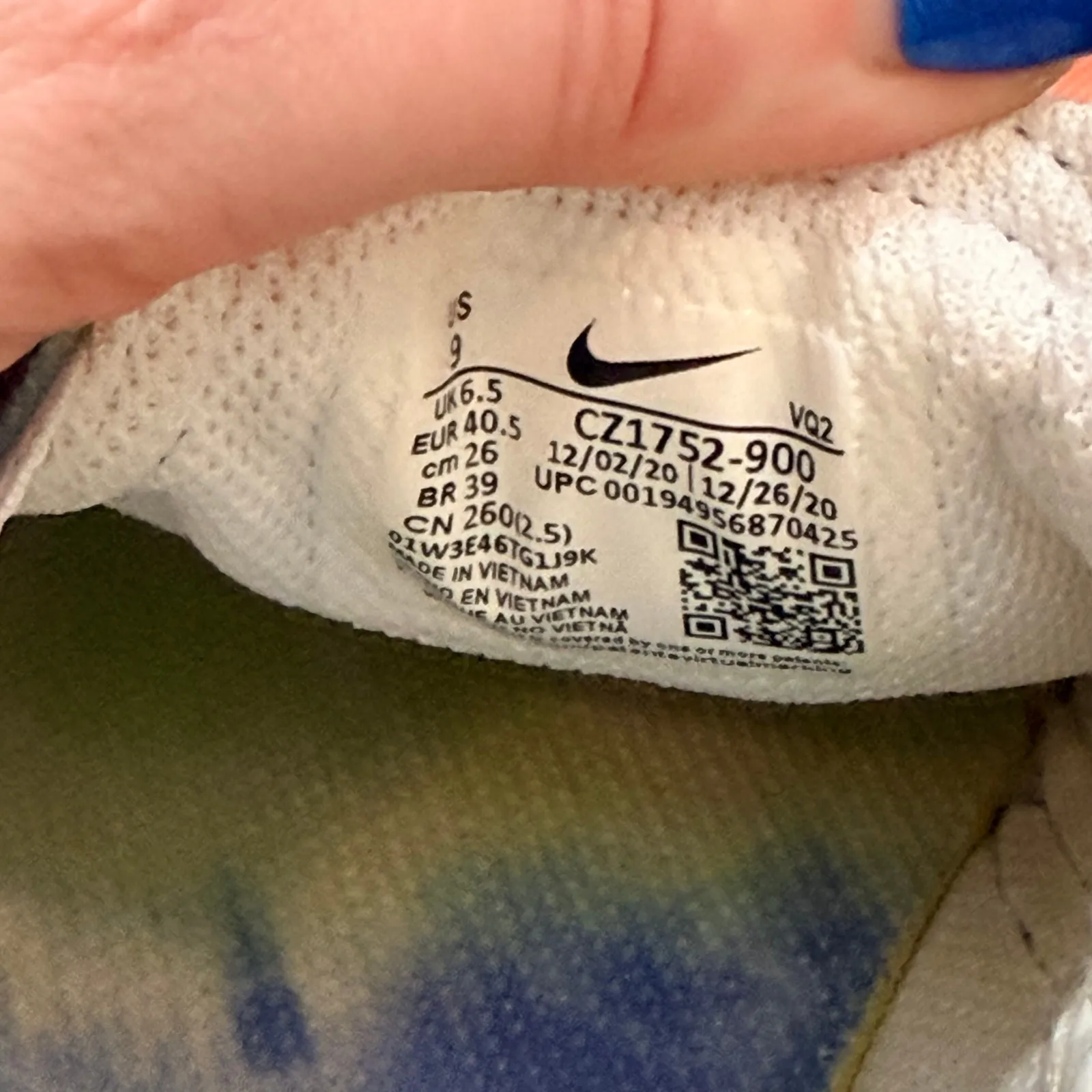 Nike Tie-Dye Slip-On Sneakers Purple Green Red Size 9 - Image 9