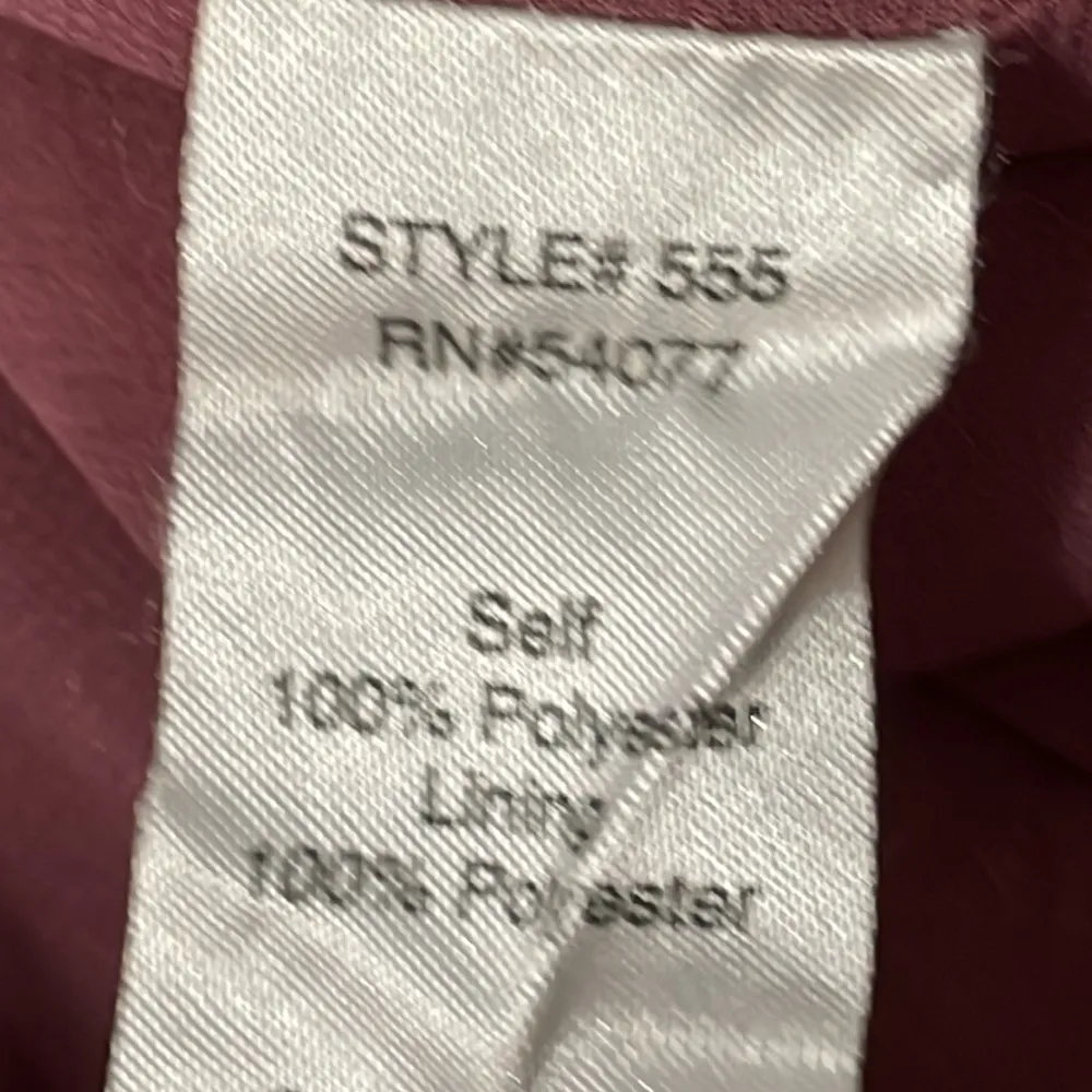 Cabi #555 Houndstooth Pleated Cami
Top - Image 7