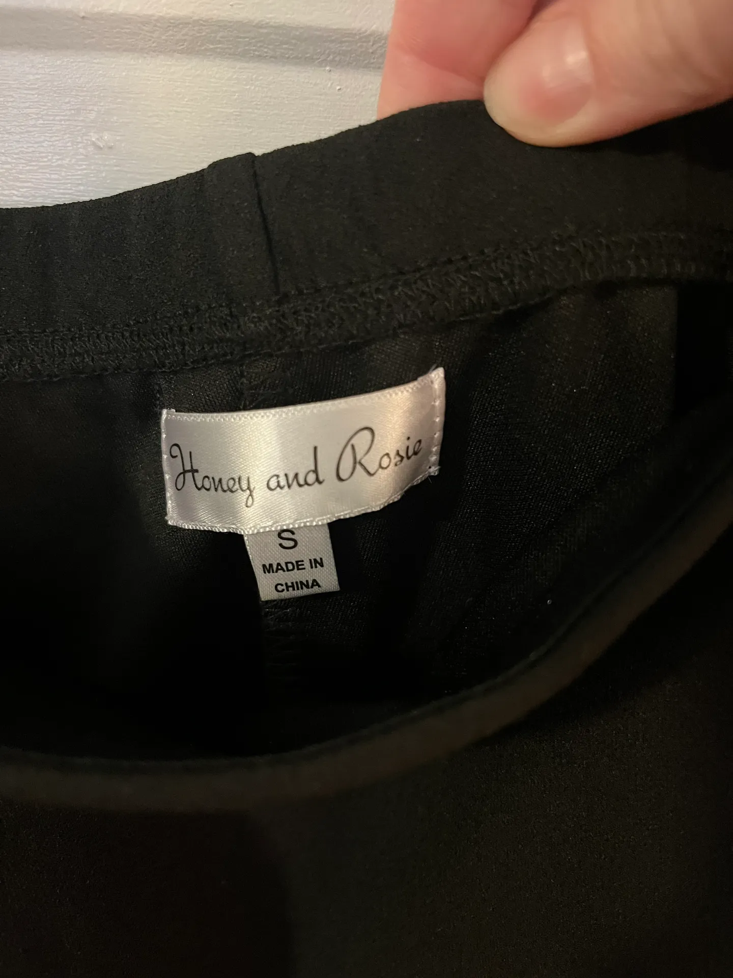 puff sleeve asymmetric black dress - Image 5