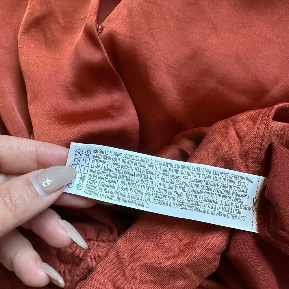 F21 Contemporary satin surplice bodysuit - Image 5