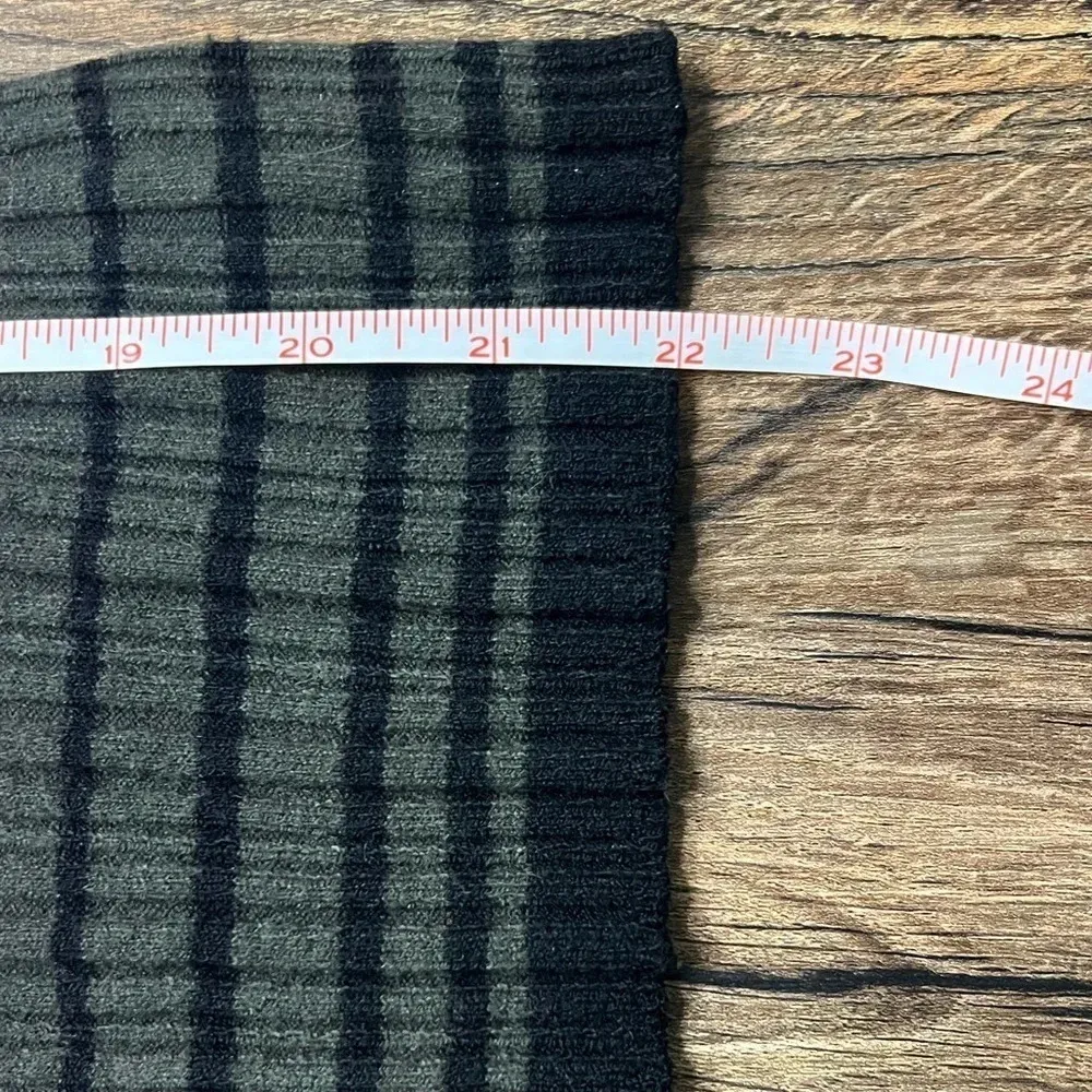 Jessica Simpson Women's Short Sleeve Square Neck Fiona Striped Ribbed-Knit Top - Image 6