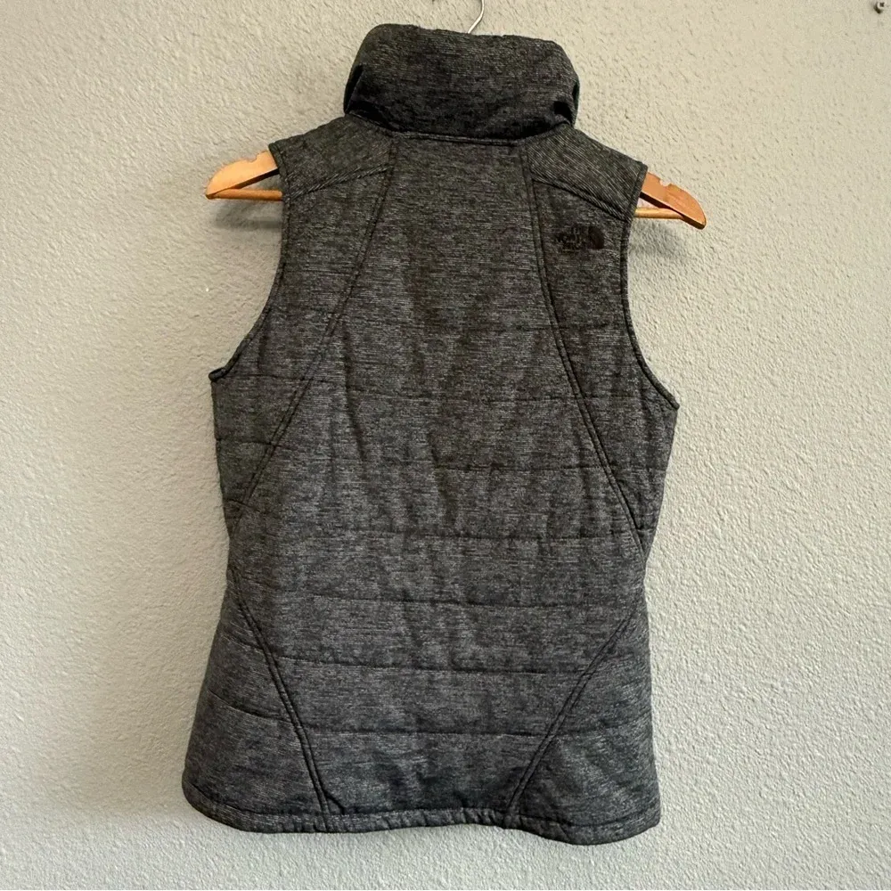 The North Face  Pseudio Quilted Vest Size‎ Small EUC - Image 4