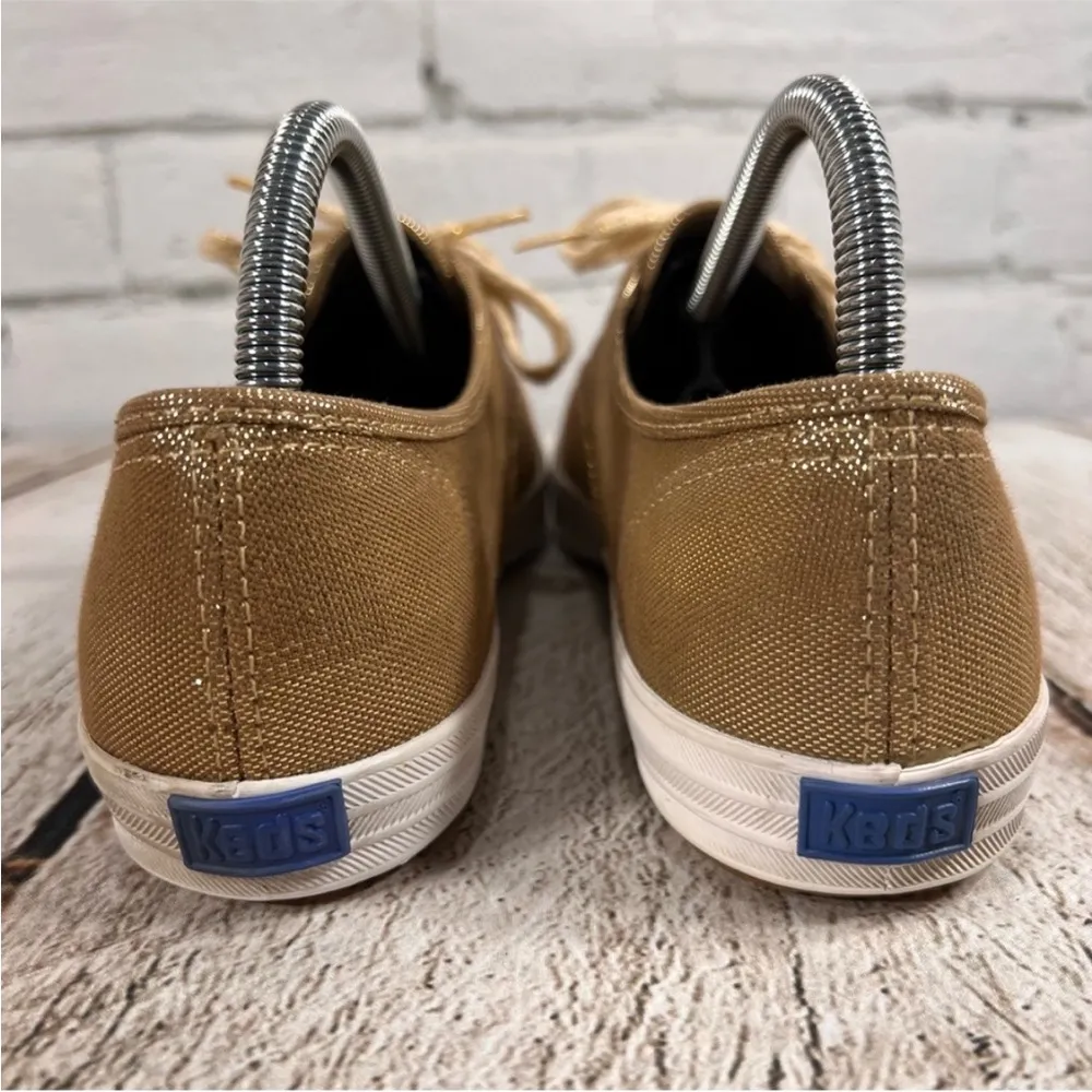 Women's Sneakers Size 10 - Image 4