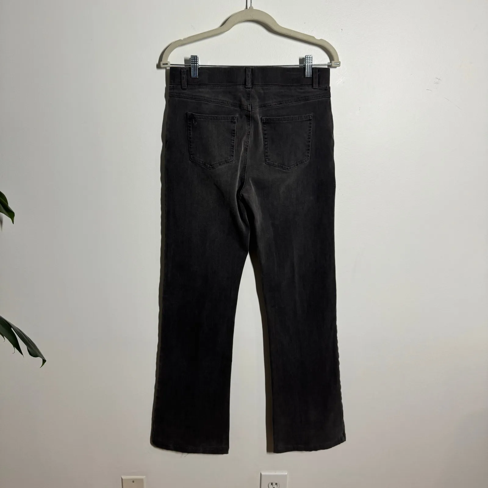 Betabrand Pull On Jeans Women M Charcoal Gray Bootcut Minimal Modest Comfy Pant - Image 2