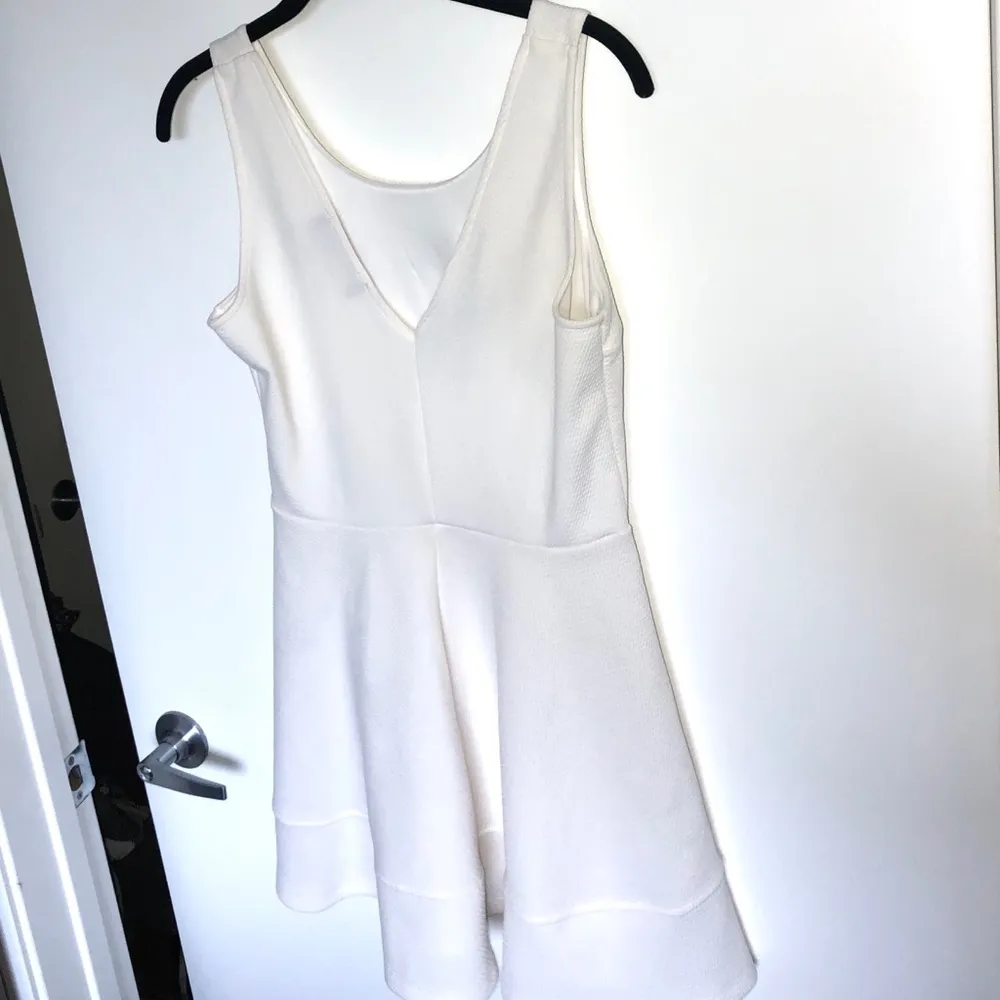 🆕 Akira Off White Dress - Image 2