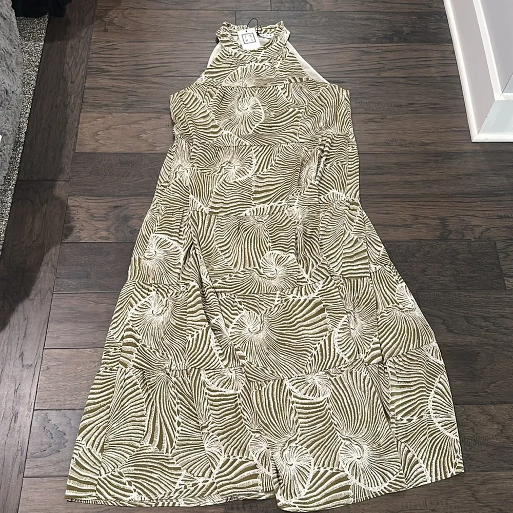 NWT THML Halter Neck Midi Dress Sz M - Image 7