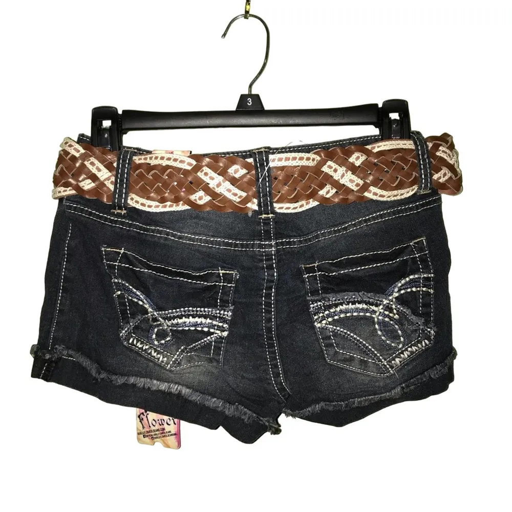 WALLFLOWER JEAN CUTOFF SHORTS SIZE 1 - Image 19
