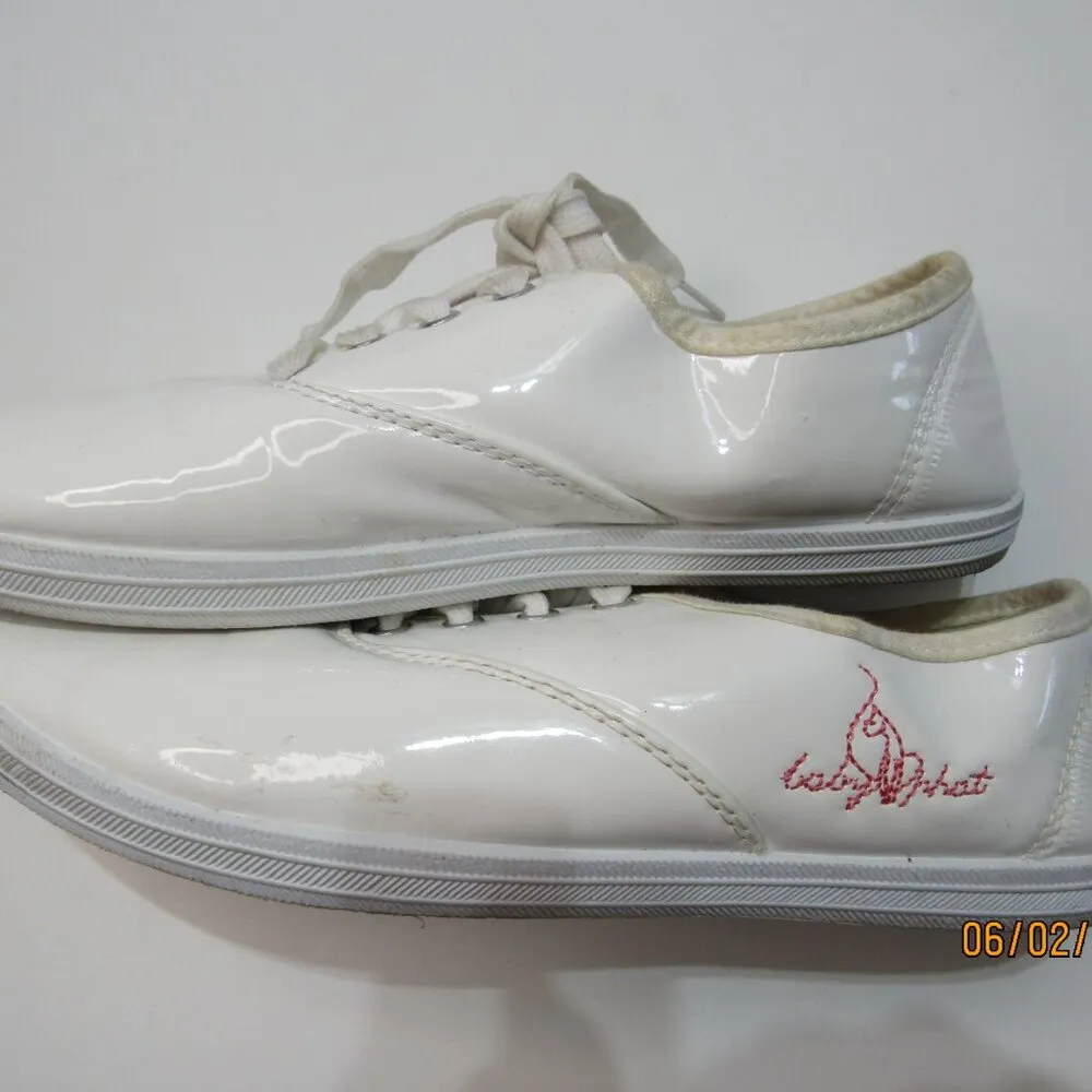 Sneakers Lace Glossy White Cat Embroidery Loge Women Size 8 Trendy - Image 4