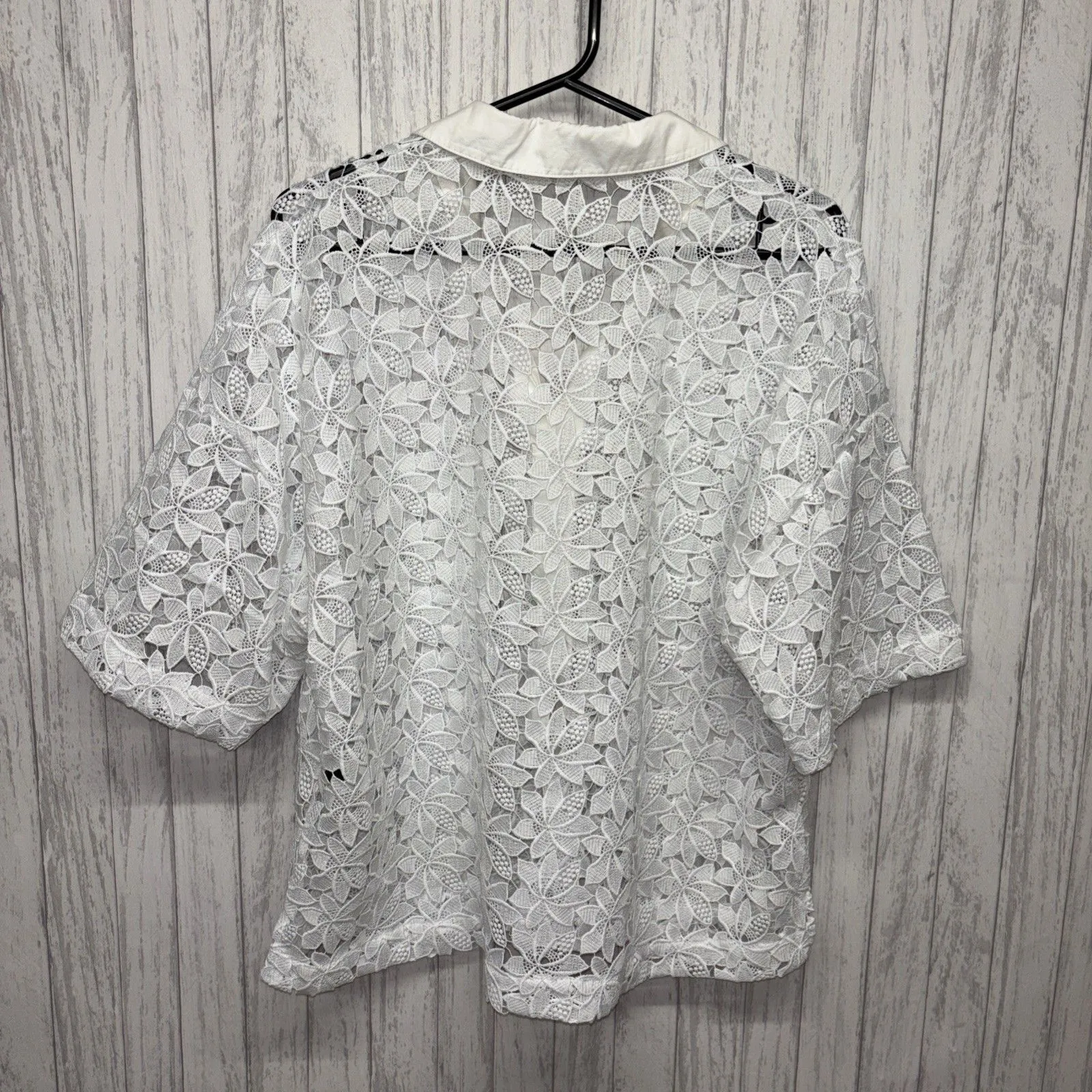 Womens Size M Kate Spade Lace Top White EUC - Image 6