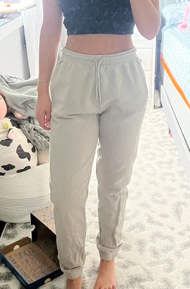 White Fox Boutique sweatpants - Image 4