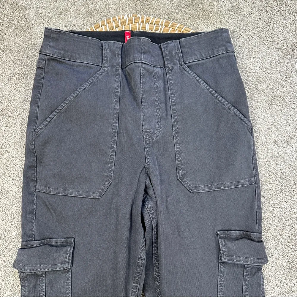 Spanx Women’s Stretch Twill Ankle Cargo Pants Pull On in Washed Black Gray L - Image 6