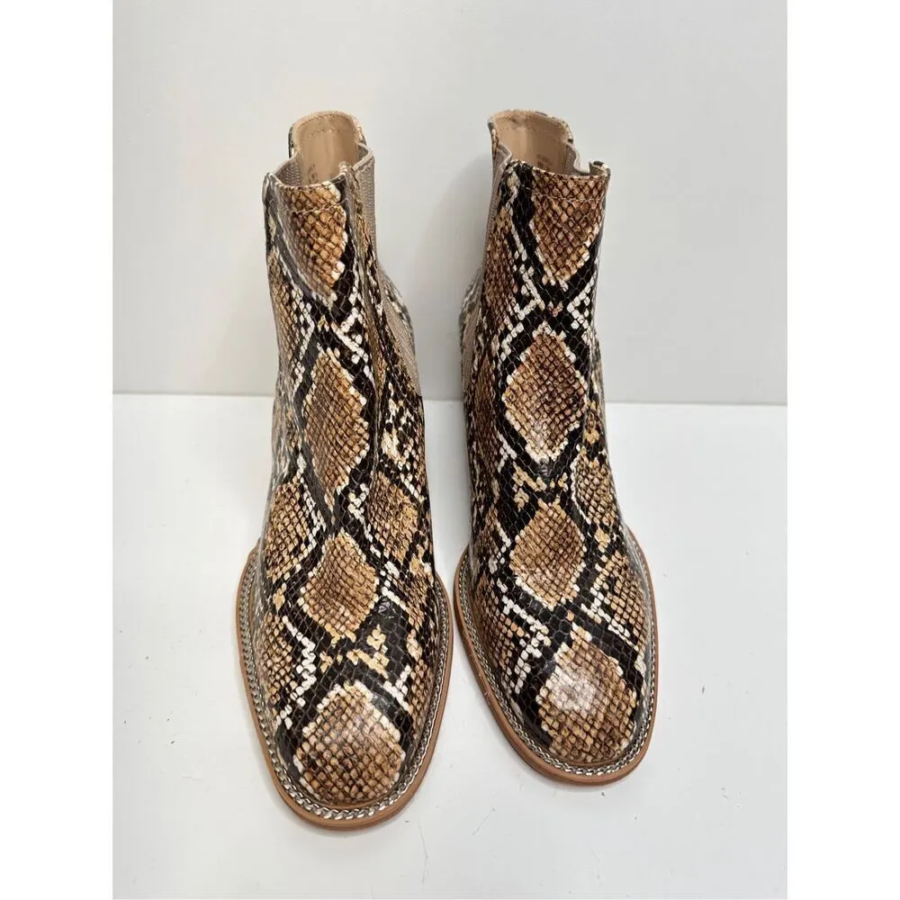 Vince Camuto Boots Size 6 Leather Animal Print Almond Toe Ankle Booties - Image 4