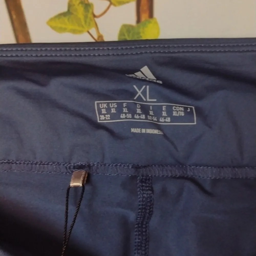 ADIDAS blue color block skort size XL - Image 5