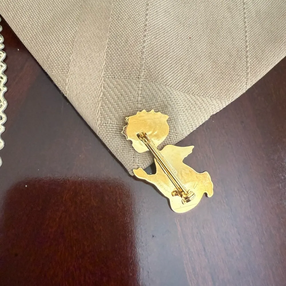 Vintage Praying Angel Brooch - Image 2