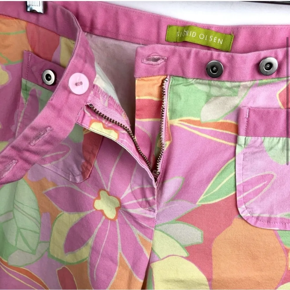 mod pastel floral ankle pants - Size: 6 - Image 3