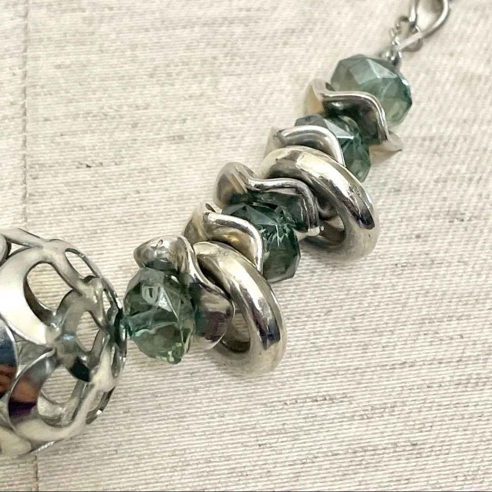 Silver tone and light green modernist necklace - Image 2