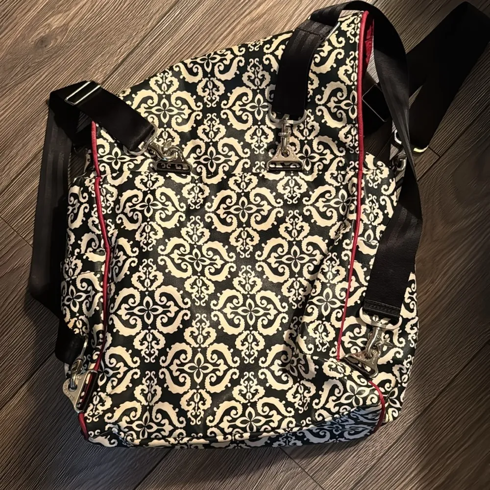 Elegant Black and White Patterned diaper bag by Petunia pickle bottom - Image 4